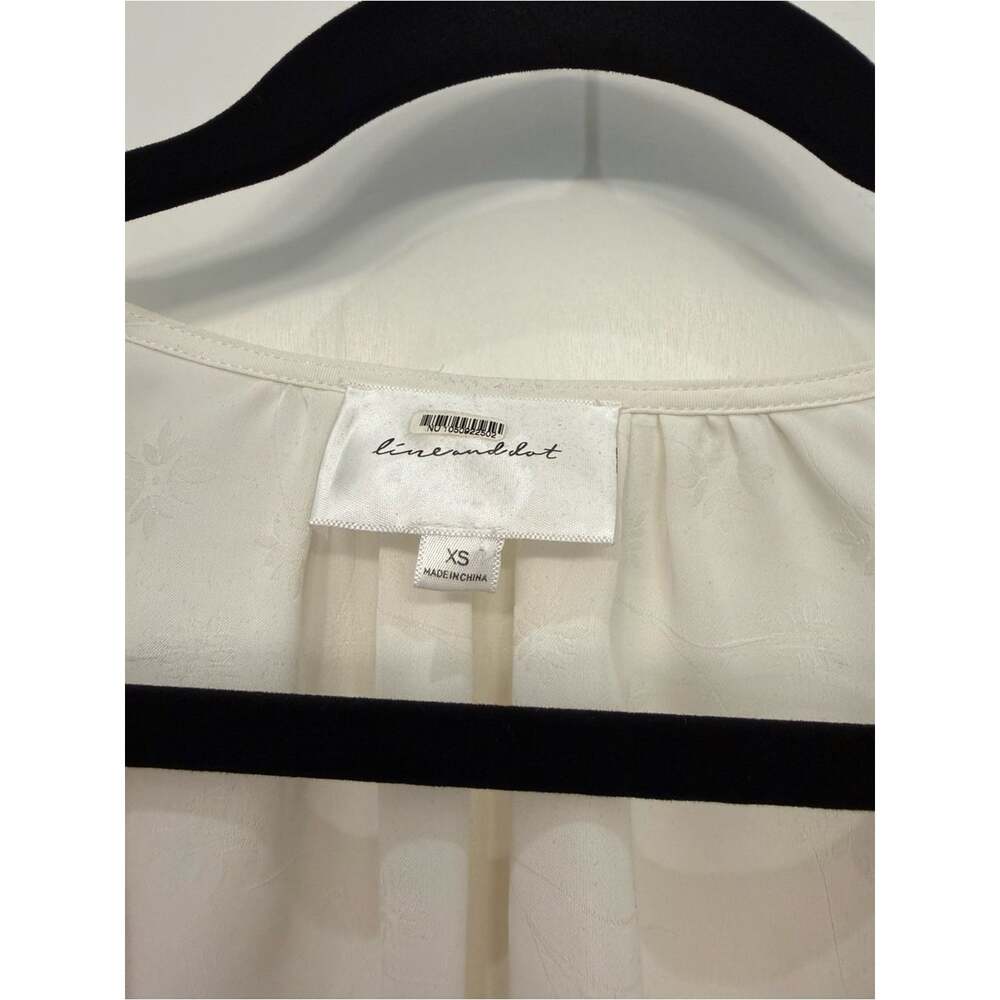 Line & Dot Sonia Cropped Ruffled Blouse - Picture 5 of 9